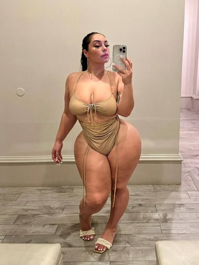 🍑😍 Incall and Outcall Available 24/7✔✔ Clean upscale and Discrete location  💯💯 Girl friend experience available - Image 2